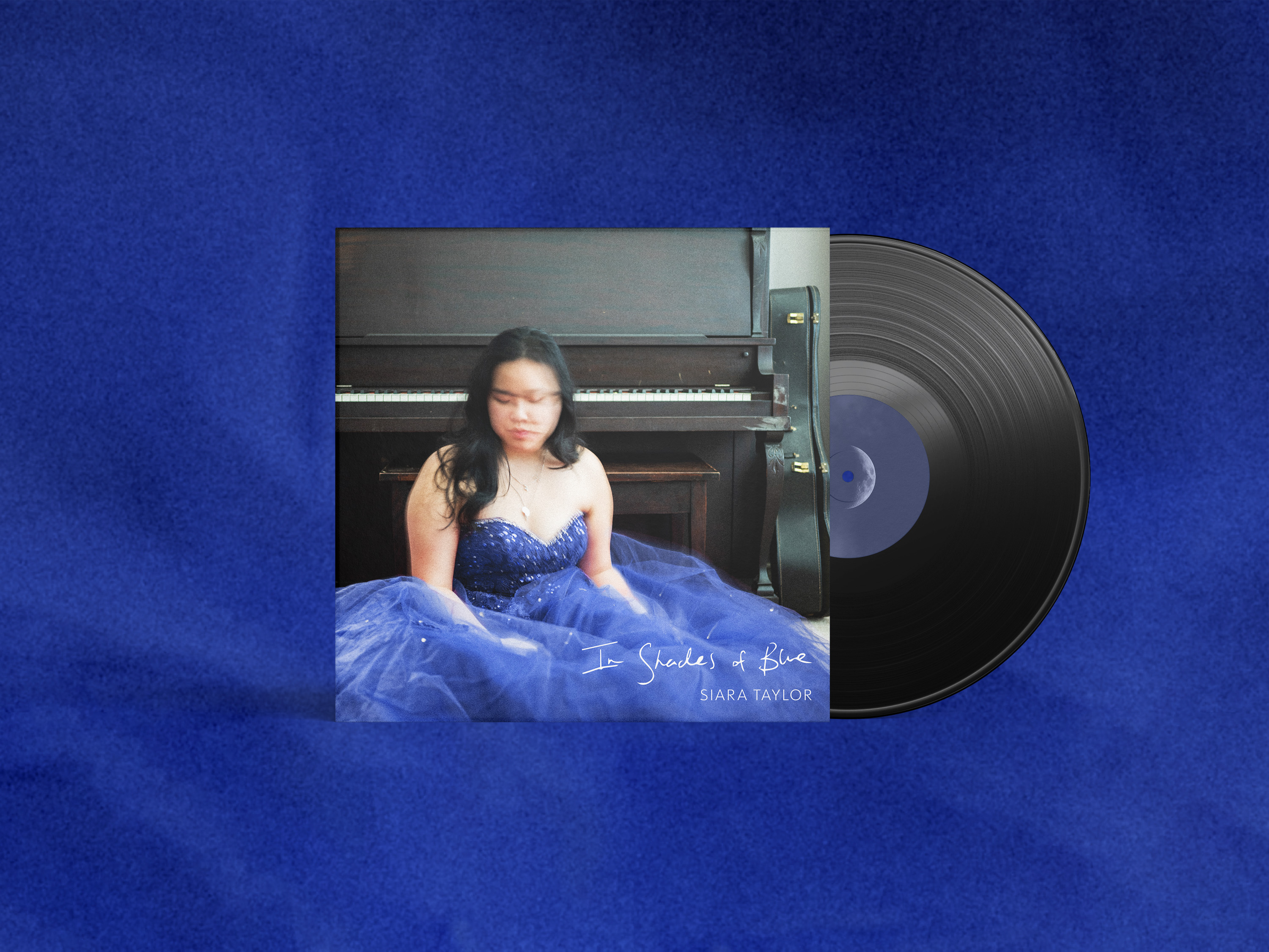 The album artwork for Siara Taylor's EP, In Shades of Blue